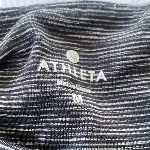 Athleta Women’s Cropped Leggings - Picture 4 of 5